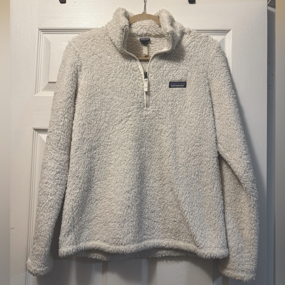 Patagonia - White Sherpa quarter zip